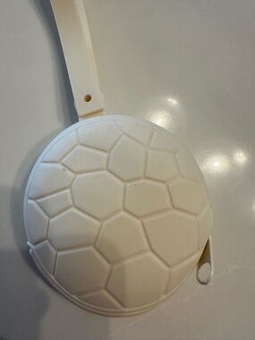 Ninni Co. pacifier clip/case